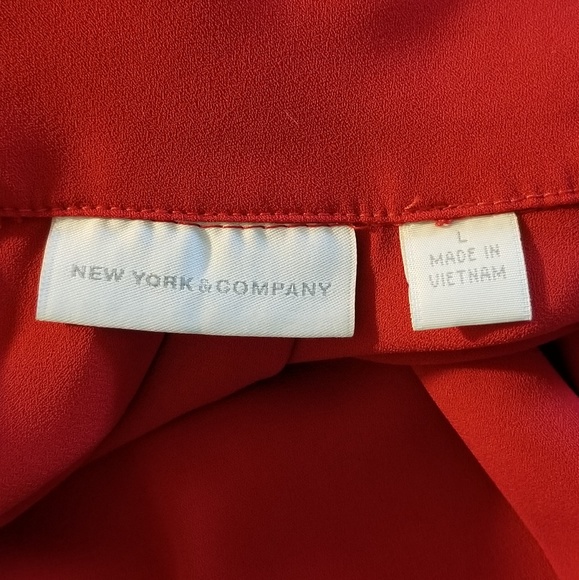 New York & Company Ruffle Shell - Picture 3 of 5